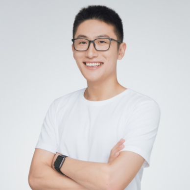 Lewis Liu's headshot.